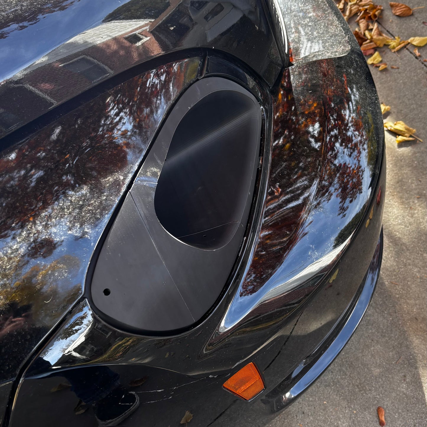 2006-2009: HHR Headlight Intake