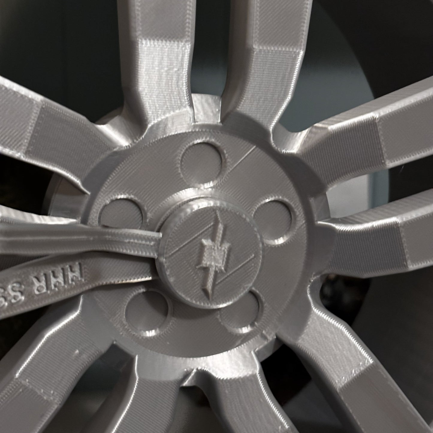 10” Chevy HHR SS Wheel Clock – OEM-Inspired Design